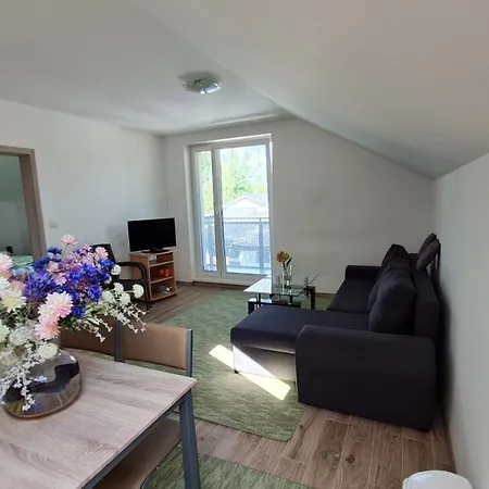 Kajula * Bešeňová